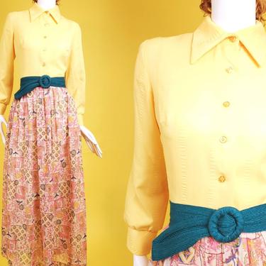Vintage 70s flowy maxi dress. Hippie happy print! (Size M) 