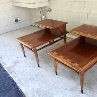 Pair of Midcentury Lane Acclaim Tiered End Tables