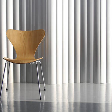 Set of 6 Seven Series Chairs by Arne Jacobsen