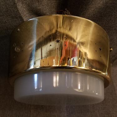 Vintage Single Bulb Flush Mount Ceiling Light H4.75 x D9