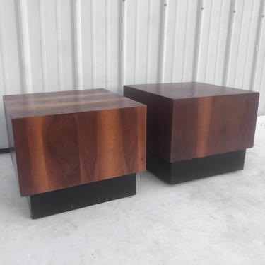 Pair Mid-Century Modern Cube Style End Tables 