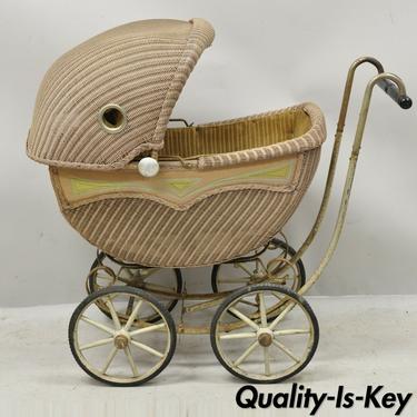 Antique American Victorian Wicker Metal Rolling Baby Carriage Buggy Stroller