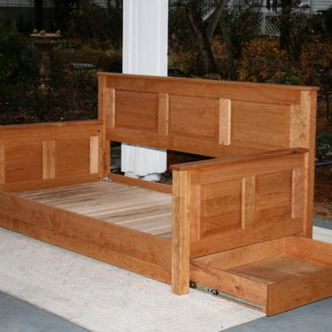 DdFnP2 Paneled Day Bed or Couch Bed with drawers - natural color 
