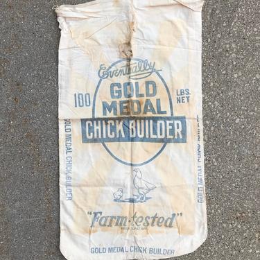 Vintage Gold Medal Feed Sack Chick Builder Rustic Farm Textile 