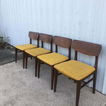 Set of 4 Mid Century Modern Walnut Dining Chairs