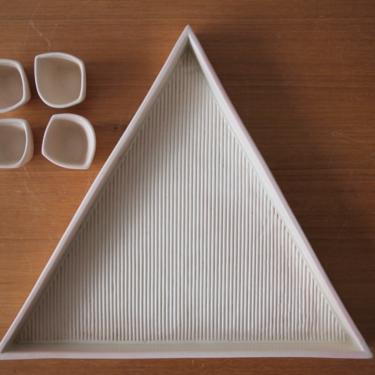 Original BARBARA TAKIGUCHI Ceramic Triangle Tray + 4 Sake Tea Cups, Studio Pottery Pink Post-Modern Mid-Century Modern Japanese eames era 