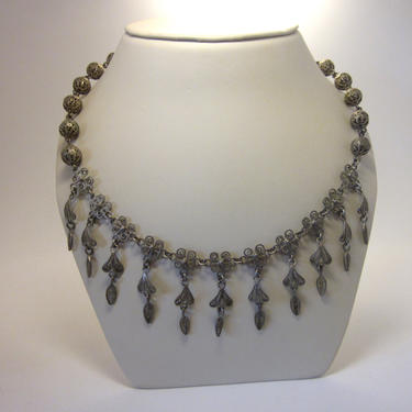 Vintage c. 1940s 800 Silver Delicate Filigree Necklace with Round Bauble Filigree Beads 