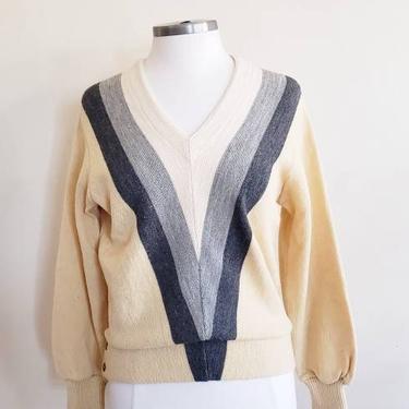 1960s Mens V Neck Sweater Acrylic Knit / 60s Turner Bros Custom Casual Chicago Pullover Beige Grey Cream Chevron Stripe / M 
