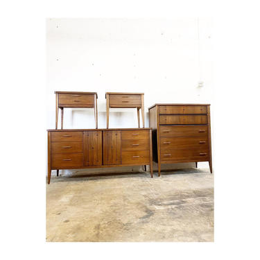 Mid Century Modern Bedroom Dresser Chest and Paid or Nightstands Broyhill Saga by FlipAtik