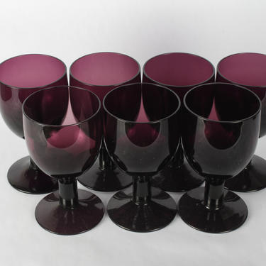 Vintage Maroon Wine Glassware, Maroon Glassware, Vintage Glassware, Wine Glassware, Heavy Glassware, Hand Blown, Burgundy, Set of 7 