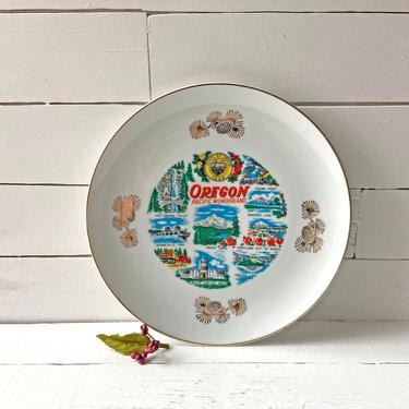 Vintage Oregon Pacific Wonderland Plate, State Plate Souvenir // PNW Plate, Wall Hanging Decor // Perfect Gift 