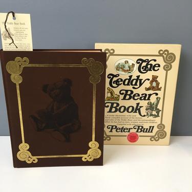 The Teddy Bear Book - Peter Bull - signed numbered hardcover in slipcase - 1983 
