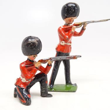 2 Vintage 1950's Old Britains Soldiers, Toy English Hand Painted Lead Marching Soldiers with Gun and Bayonet 