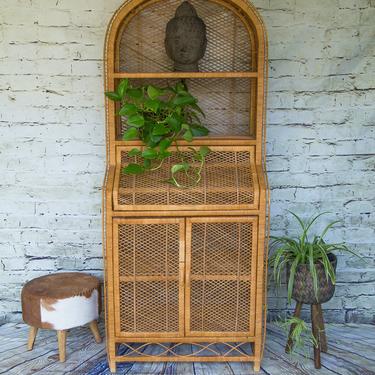 SHIPPING NOT FREE!!!Vintage Rattan Cabinet/ Wicker Hutch/Etagere Shelving Cabinet/Bookcase (Mint Condition!!!) 