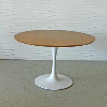HA-18153 Saarinen-style Tulip Table with Wood Laminate Top