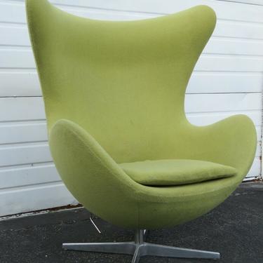 Mid Century Modern Swivel Egg Chair Fritz Hansen Style 1803