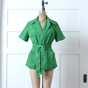 vintage 1970s green wrap top • short sleeve belted jacket with oversized pockets 