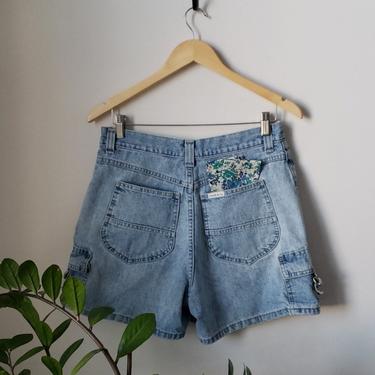 Vintage Riveted Lee Light Blue Cargo Denim Shorts| Vintage Jean Shorts| Relaxed Fit Cargo Shorts 
