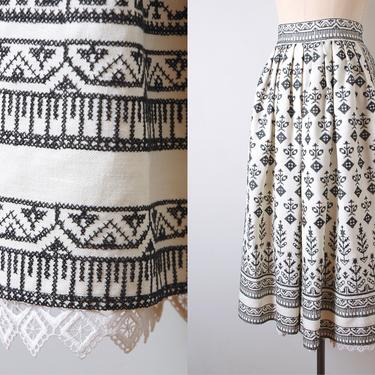 Vintage Oscar De La Renta Off-White + Black Embroidered Peasant Skirt 