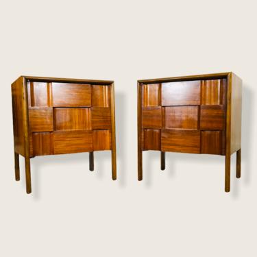 Mid-CenSwedish Modern Sculpted Nightstands by Edmonds Spence - Pair