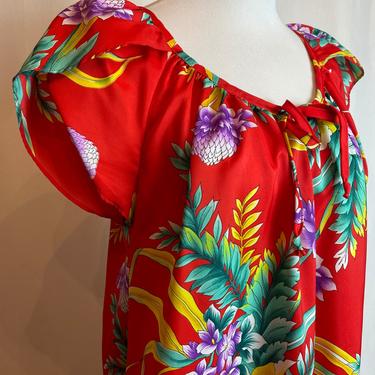 Vintage 80’s Hawaiian dress~ floral print~ vibrant red tropical theme~ muumuu~ long maxi gown~ medium 