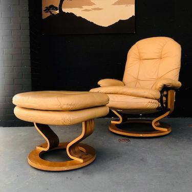 Ekornes Style Leather Recliner and Ottoman