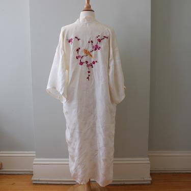 Vintage White Colorful Embroidered Kimono Long Robe 
