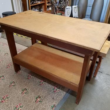 Maple Top Table 48 x 32 x 25
