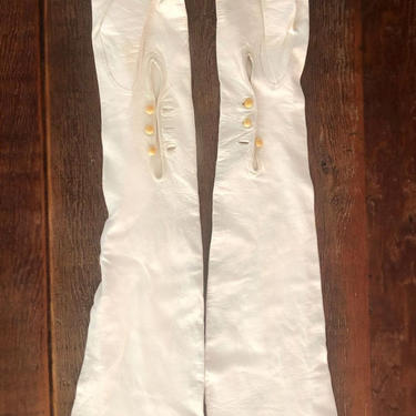 LOT 5 GLOVES - vintage white Leather Embroidered Tea Gloves, wrist length, elbow length Opera gloves, Womens 1950's 60's 