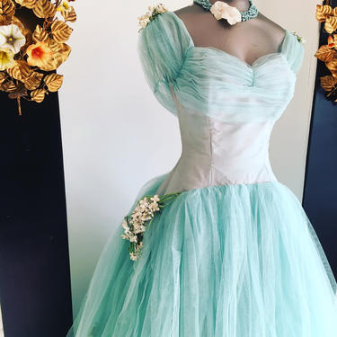 1950s prom dress, Aqua party dress, vintage 50s dress, 1950s tulle dress, size x small, 25 waist, cupcake dress, alternative wedding 