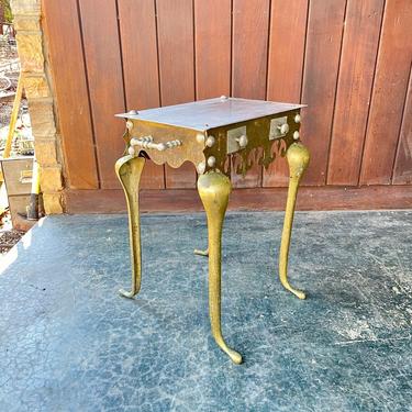 Vintage Brass Footman Hearth Kettle Stand Fireplace Table Brass & Metal Antique Stand Trivet Cabinmodern 