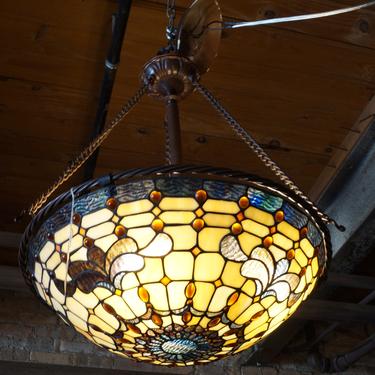 Tan and Black w Rope Accent Leaded Glass Hanging 3 Light