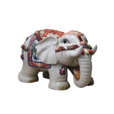 Ceramic Elephant Trunk Holding Ingot & Character Decor Figure cs4436E 