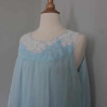 Vintage 60s Lace Bodice Light Blue Sheer Nightgown Women's Size Large 