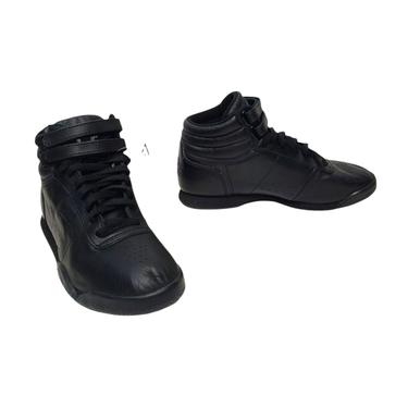 Vintage 1990s LA GEAR Tempo High Top Sneakers, Womens Workout Aerobic Shoe, Black Monochrome Athletic Shoe, Vintage Clothing Fashion 