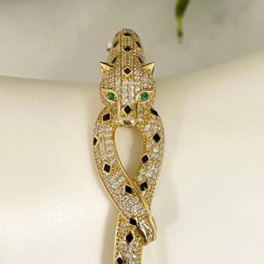 Vintage 10K Gold, Leopard hinged bangle bracelet, diamonds and emerald eyes 