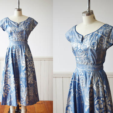 1950s Silver Block Printed Textile Dress Set by the Tapleys | Retailed at Frost. Bros. | XS 