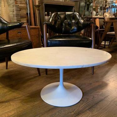 Oval Marble Saarinen Tulip Base Coffee Table