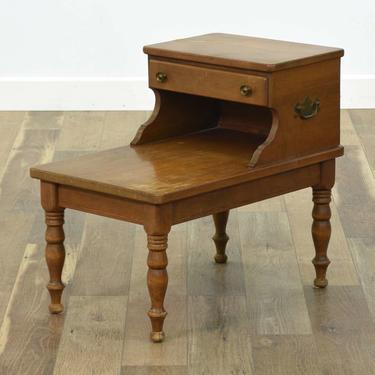 American Colonial Turned Leg Step Table 