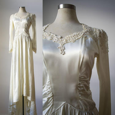 1940s Wedding Gown / Antique Silk Wedding Gown / True Vintage Wedding Gown / Antique White Silk Wedding Gown / 1940s Wedding Gown Small 