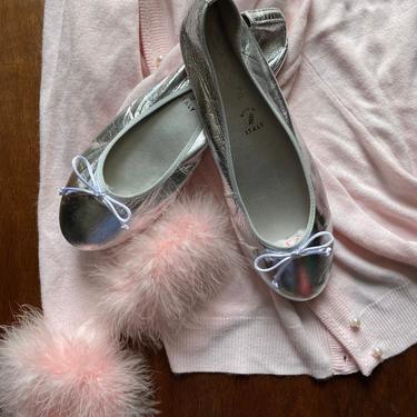 Vintage Silver Leather Ballet Flats Made in Italy US Size 8 Slip On Shoes 