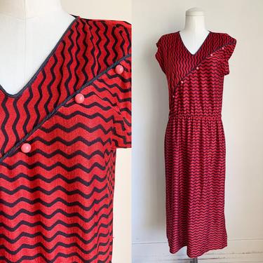 Vintage 1970s Black & Red Chevron Striped Dress / M 