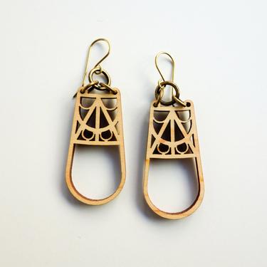 La Dame de Fer Earrings [Eiffel Tower]