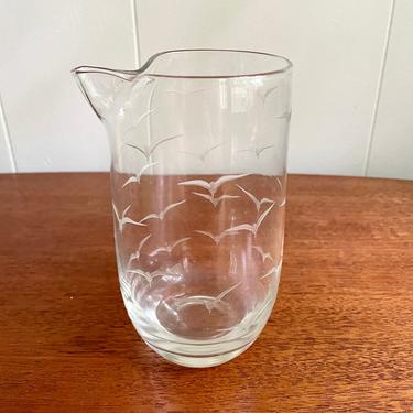 Vintage MCM Mid Century Cocktail Martini Mixing Pitcher, No Handle, Clear Glass, Etched Bird Gull Pattern 