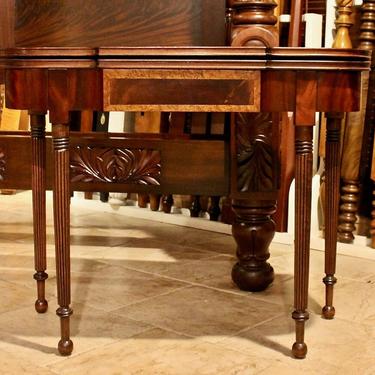 Sheraton Card Table in Mahogany with Inlaid Curly Maple Apron
