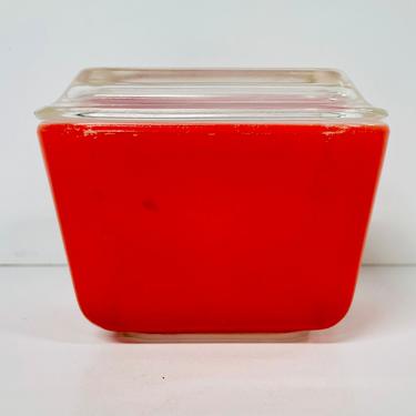 Vintage Pyrex / Refrigerator / Covered Dish / 501 / Red / Square / FREE SHIPPING 