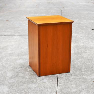 Danish Modern Teak Pedestal Stand or Side Table by FBJ Møbler 