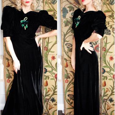 1930s Gown // Forme élégante Silk Velvet Gown // vintage 30s dress 
