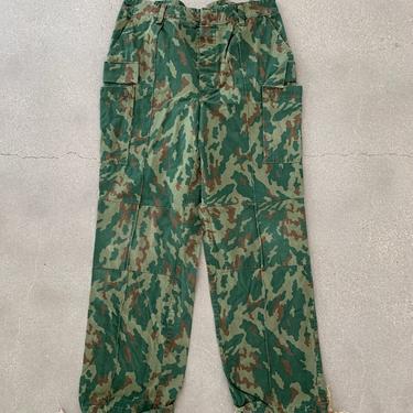 Vintage 36-38 Waist x 32 Inseam Russian Camo Military Pant Trousers | Cargo Hunting Utility Pants | 