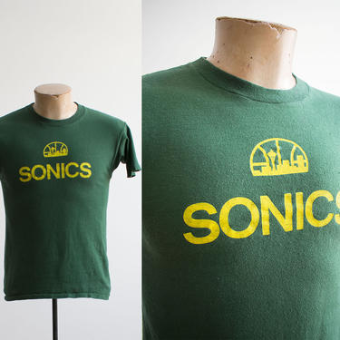 Vintage 1980s Seattle SuperSonic Tshirt / Seattle Sonics Tee / Vintage Seattle Tee / Small Seattle Sonics Tee / Green and Yellow Tshirt 